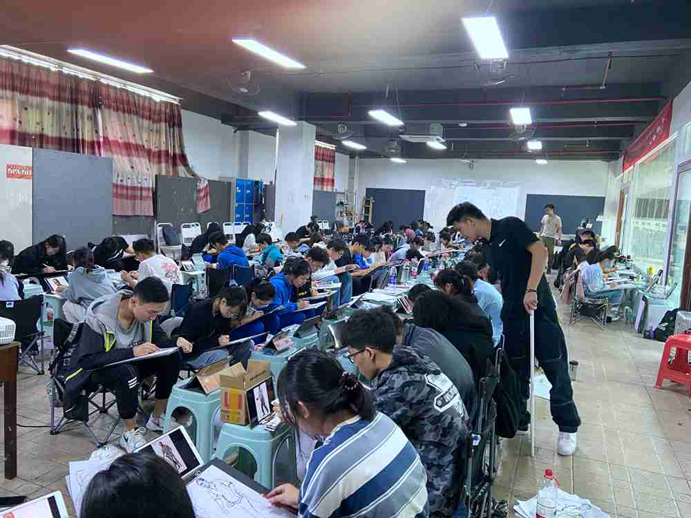 經(jīng)過(guò)廣州美術(shù)高考班圍墻魔鬼特訓(xùn)后的你們！聯(lián)考一定必勝，05