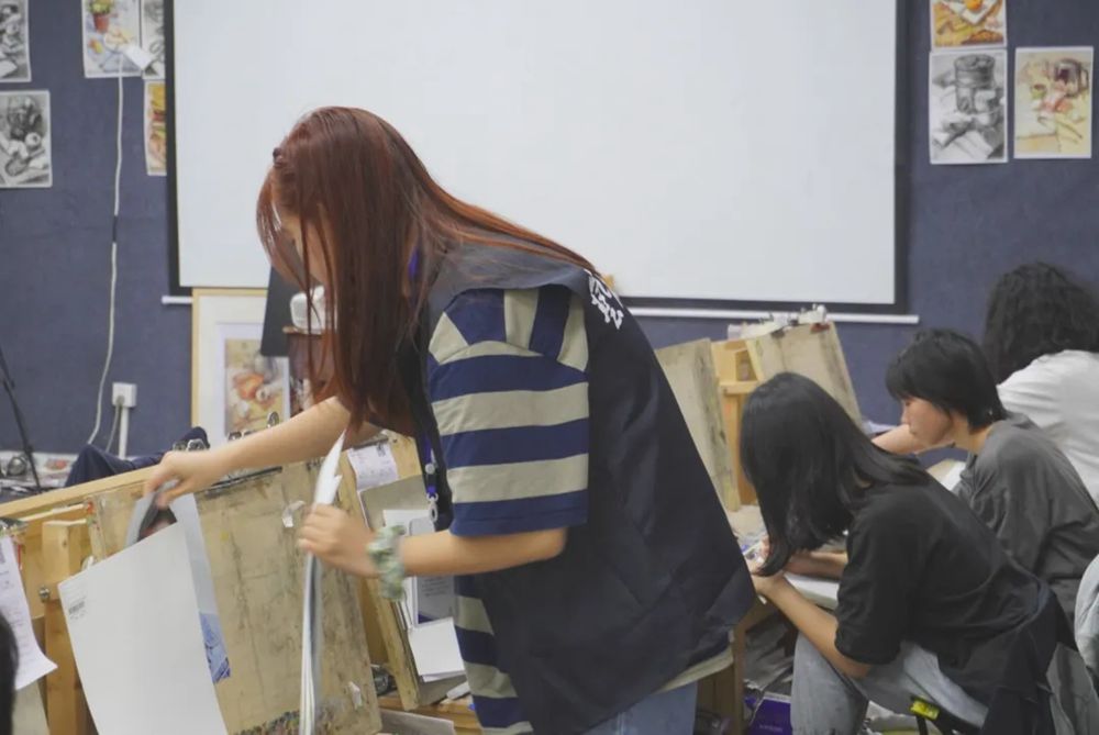 廣州美術高考班直擊二?！阕叩拿恳徊蕉妓銛?17