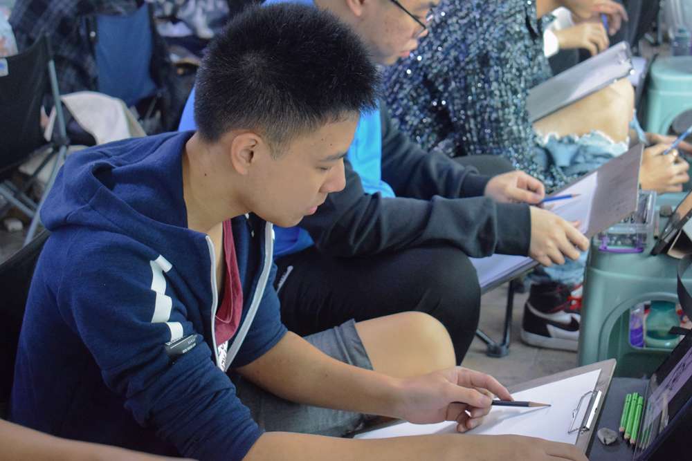 經(jīng)過(guò)廣州美術(shù)高考班圍墻魔鬼特訓(xùn)后的你們！聯(lián)考一定必勝，14