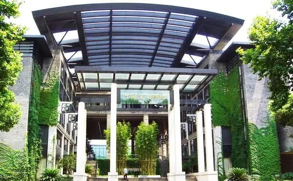 在九大美院上學(xué)是一種什么體驗?來看看他們怎么說!圖六