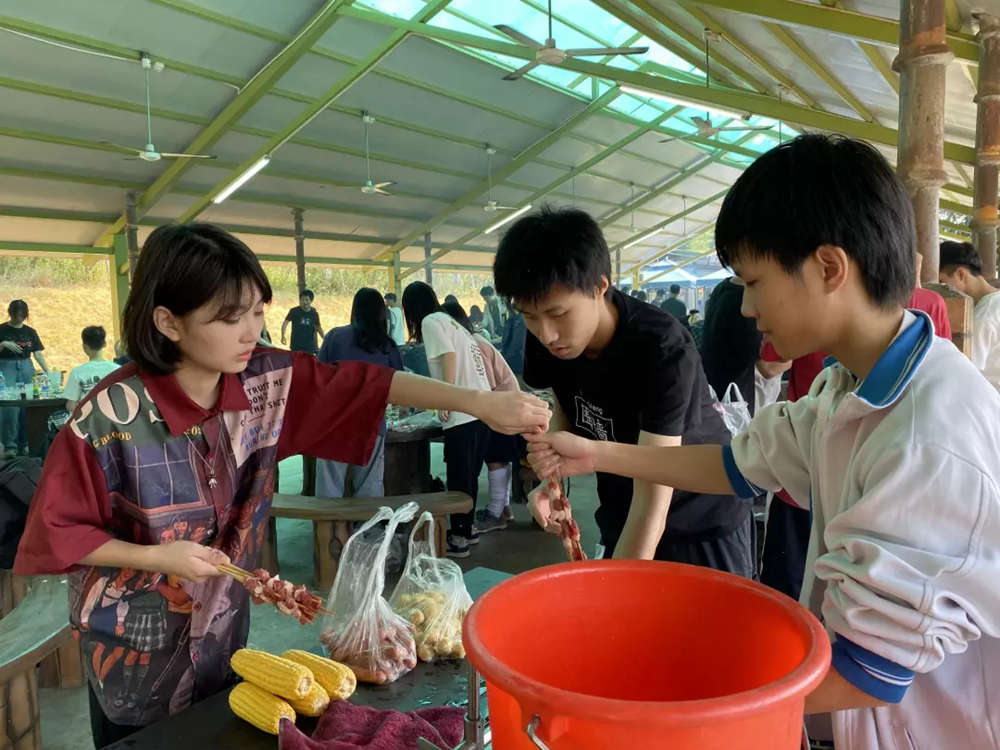 廣州圍墻畫室,廣州圍墻美術培訓,廣州畫室戶外活動,16