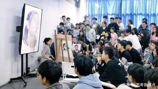 美術(shù)生高考失利該不該復(fù)讀?3