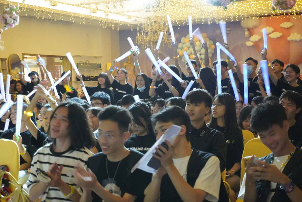廣州前十畫室圍墻迎新晚會精彩回顧|筑夢遠航,音你而精,20
