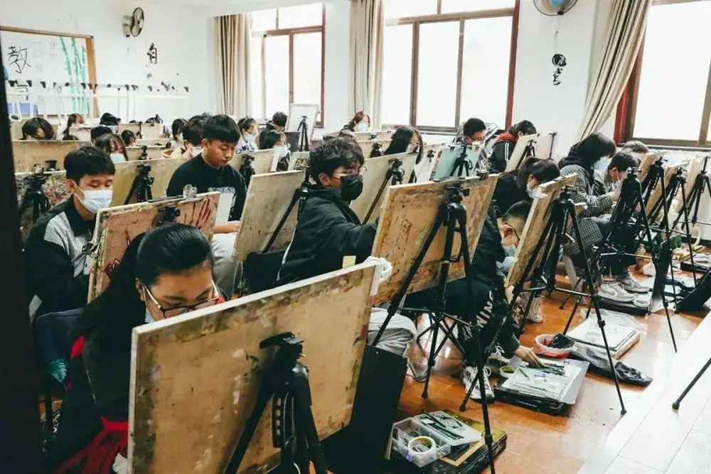 21年美術統考考多少才能通過?廣州美術高考班建議美術生要重視,04