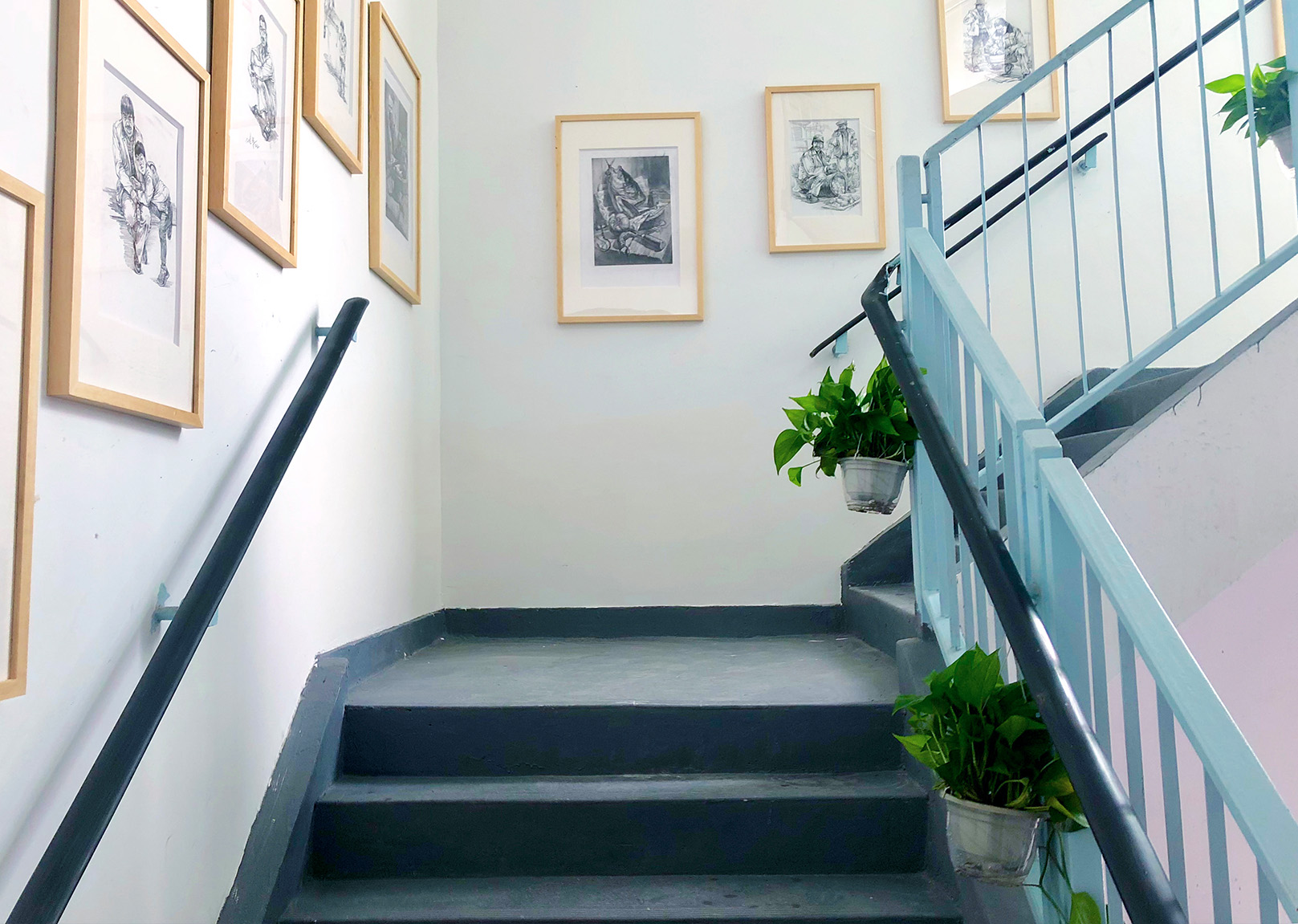 廣州畫室環境,廣州美術培訓班環境,廣州圍墻畫室環境