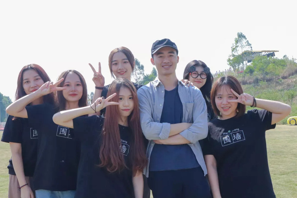 廣州圍墻畫室,廣州圍墻美術培訓,廣州畫室戶外活動,15