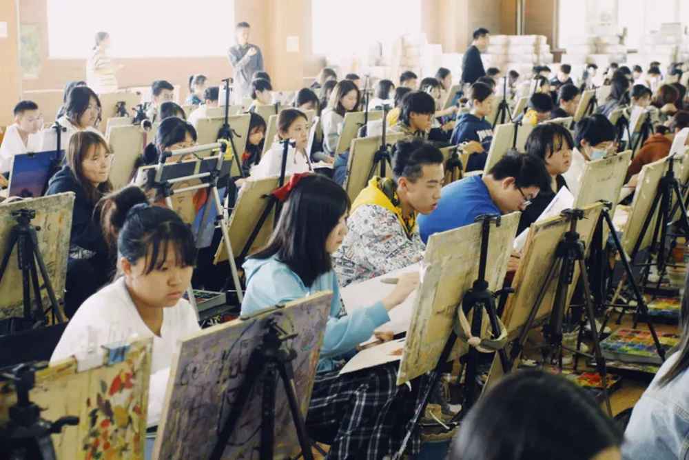 21年美術統考考多少才能通過?廣州美術高考班建議美術生要重視,06
