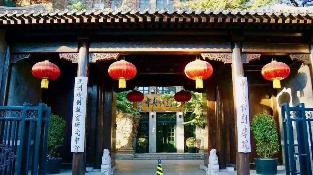 美術生注意!這70多所大學有文化單科限制,成績不達標不予錄取!圍墻畫室附圖5