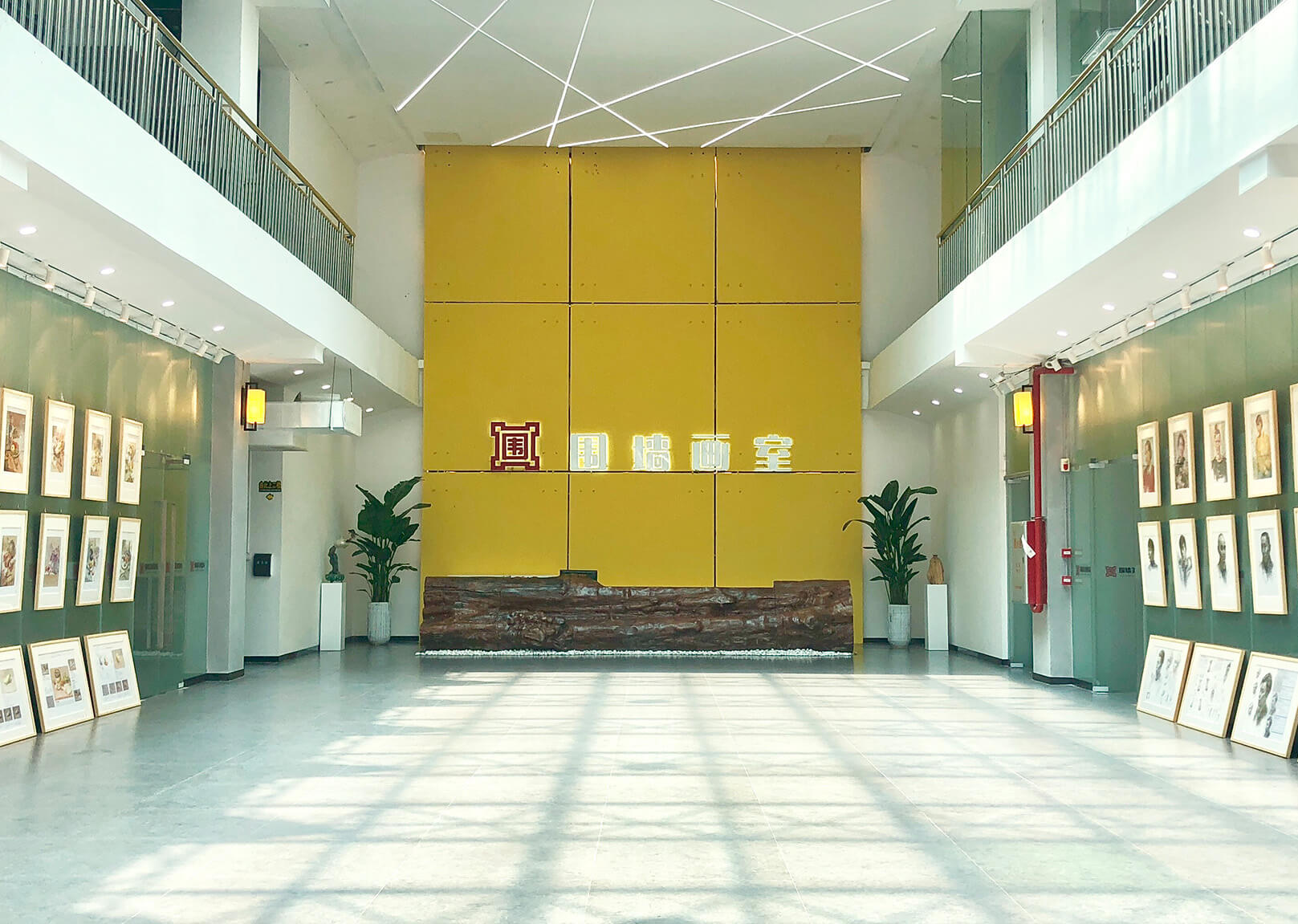 廣州畫室環境,廣州美術培訓班環境,廣州圍墻畫室環境