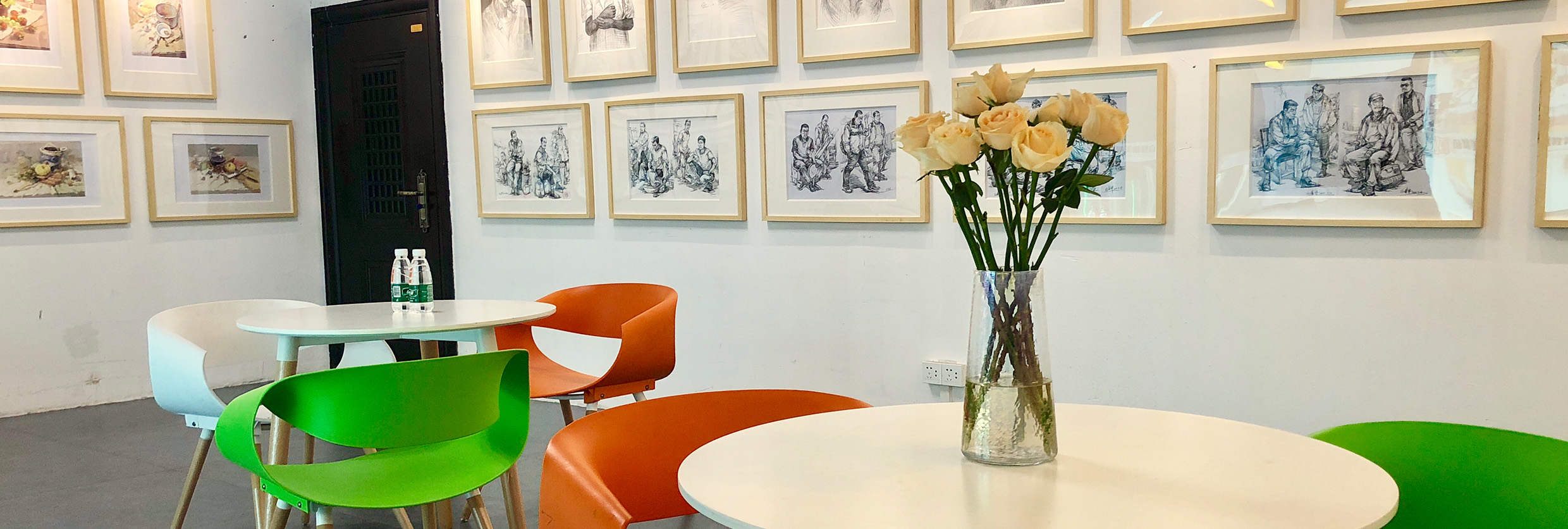 廣州畫室環境,廣州美術培訓班環境,廣州圍墻畫室環境