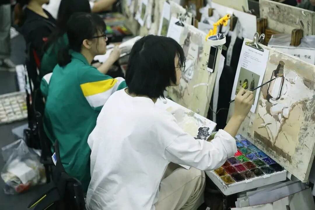 廣州畫室校考資訊：2021年?？既藬?shù)最新統(tǒng)計！廣美約2萬、最高超10萬人報考23