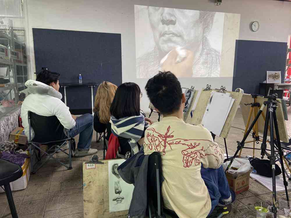 經(jīng)過(guò)廣州美術(shù)高考班圍墻魔鬼特訓(xùn)后的你們！聯(lián)考一定必勝，21